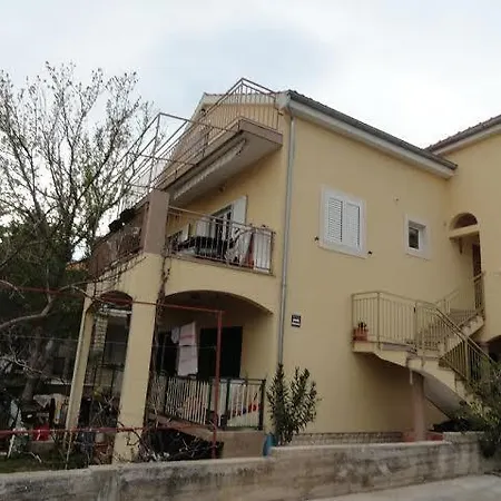 Branko * Vodice